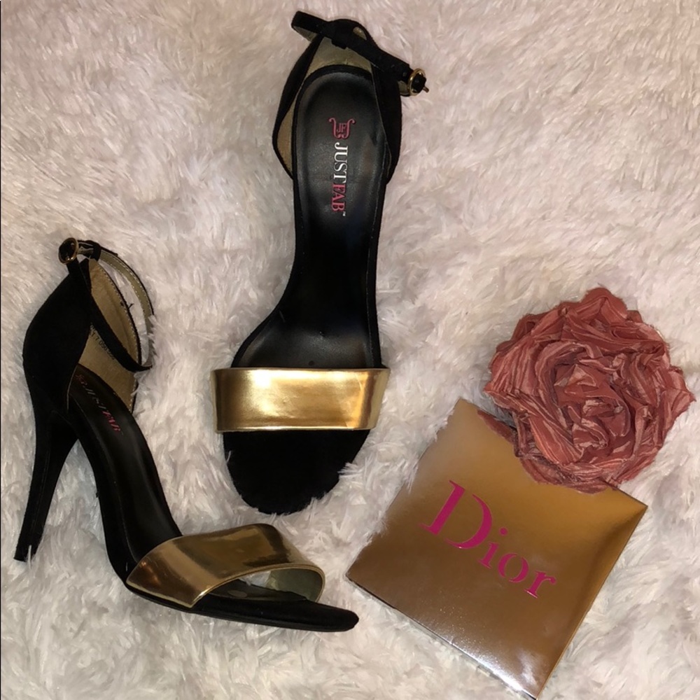 JustFab Black and Gold Heels